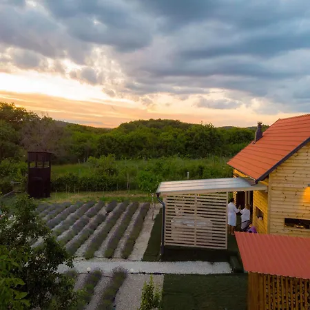 Domek alpejski Wowcabin -